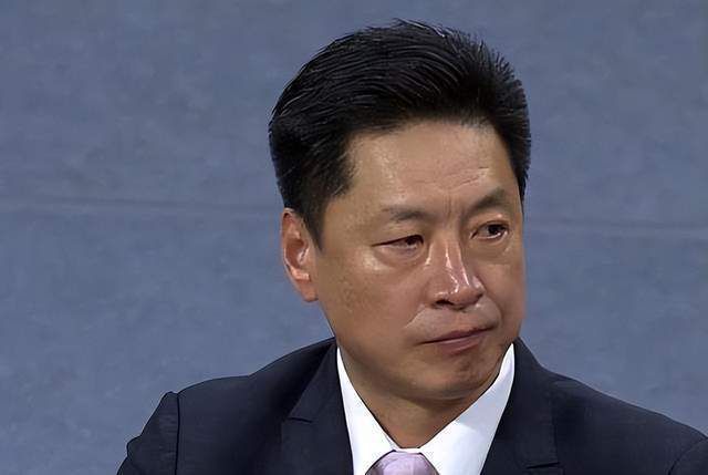扒开腿狂躁女人桶出白浆